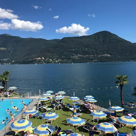 With Stunning Views To Lake Maggiore * ブリッサーゴ
